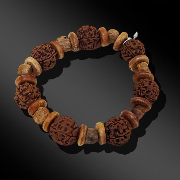 Panchmukhi Rudraksha And White Sandalwood Bracelet